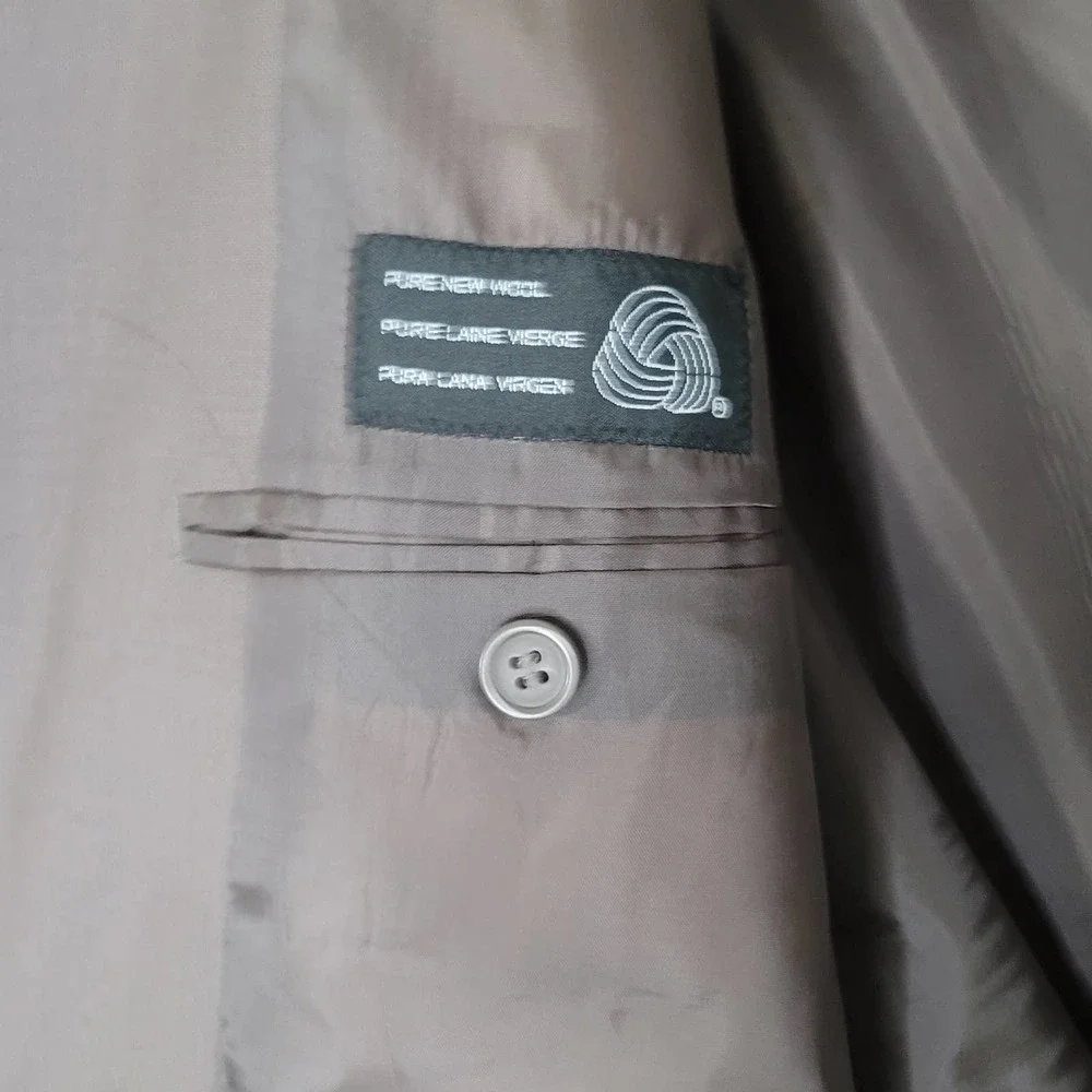 Vittorio St. Angelo Wool Suit 48R Two Piece 4 Button Single Breast Pleat No Vent